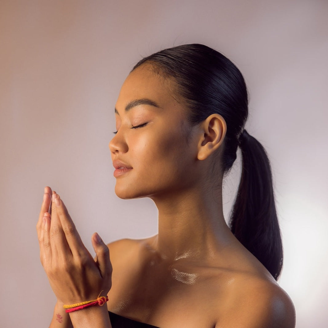 Young woman smile using Universal Dry Oil